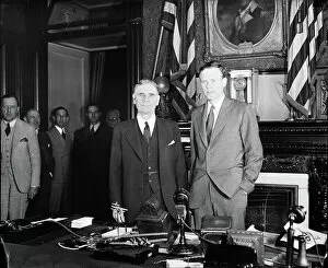 Air Vehicle Gallery: Secretary of War George H. Dern and Charles Lindbergh, Portrait, Washington DC, USA