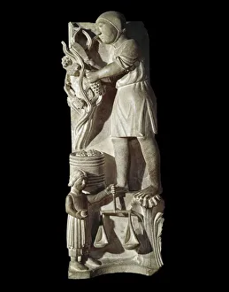 September. Harvest and representation of the sign of Libra. 1206-1211 (sculpture) September. Harvest and representation of the sign of Libra. 1206-1211 (sculpture)