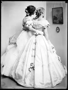 Photo Secession Gallery: The Silhouette by Gertrude Kasebier, 1906 (silver print)