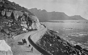Victoria Road Gallery: South Africa: Victoria Road and 'Twelve Apostles'(b / w photo)