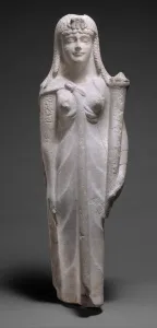 Statue of a Ptolemaic Queen, perhaps Cleopatra VII, 200-30 BC (dolomitic limestone) Statue of a Ptolemaic Queen, perhaps Cleopatra VII, 200-30 BC (dolomitic limestone)