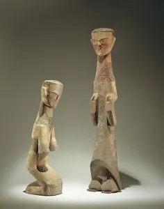 Two statuettes, late Zhou Dynasty (1046-256 BC) 4th - 3rd century BC (wood) (see Two statuettes, late Zhou Dynasty (1046-256 BC) 4th - 3rd century BC (wood) (see