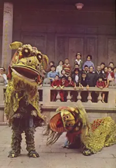 Taiwan: Lion Dancing as part of lunar New Year's fun, 1963 (photo) Taiwan: Lion Dancing as part of lunar New Year's fun, 1963 (photo)
