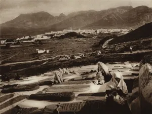 Tetuan, View of the town from the Jewish cemetery (b/w photo) Tetuan, View of the town from the Jewish cemetery (b/w photo)