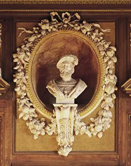 The throne by Jacob-Desmalter for Napoleon Bonaparte's throne room The throne by Jacob-Desmalter for Napoleon Bonaparte's throne room