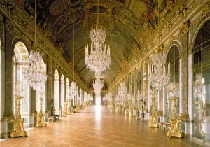 View of the Hall of Mirrors (Galerie dese Glaces) in the Versailles Castle (photo) View of the Hall of Mirrors (Galerie dese Glaces) in the Versailles Castle (photo)