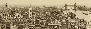 View of London to the east from the summit of the Monument (b/w photo) View of London to the east from the summit of the Monument (b/w photo)