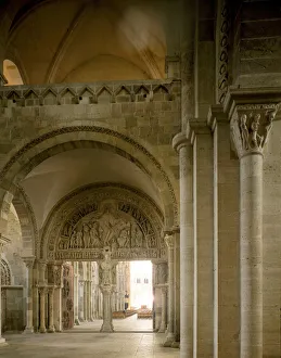View of the nartex and central eardrum representing the mission of the apostles View of the nartex and central eardrum representing the mission of the apostles