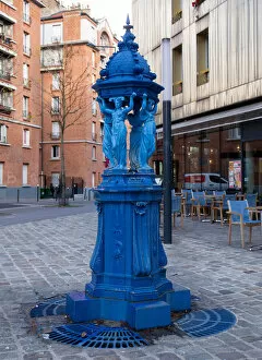 Wallace Fountain, blue colour, by C. A. Lebourg, 2018 (photograph)