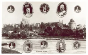 Windsor Castle and the Royal Family (b/w photo) Windsor Castle and the Royal Family (b/w photo)
