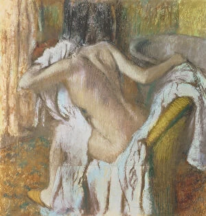 Edgar Degas Gallery: Woman drying herself, c.1888-92 (pastel)