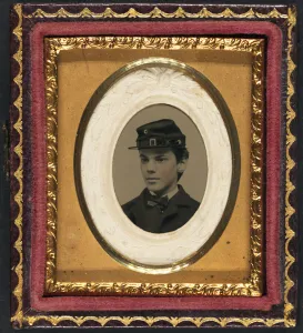 Youthful Union soldier wearing a kepi, c.1862 (b/w photo) Youthful Union soldier wearing a kepi, c.1862 (b/w photo)