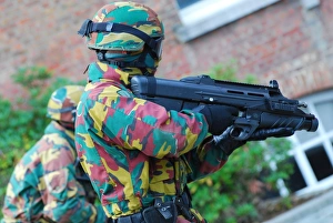 A Belgian paratrooper handling the FN F2000 assault rifle A Belgian paratrooper handling the FN F2000 assault rifle