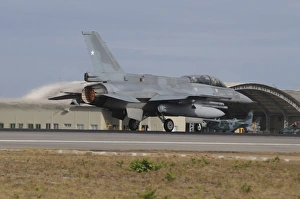 Chilean Air Force F-16D Block 50 takes-off from Natal Air Force Base Chilean Air Force F-16D Block 50 takes-off from Natal Air Force Base