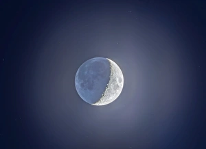 Crescent moon with earthshine Crescent moon with earthshine