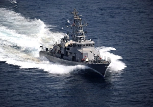 The cyclone-class coastal patrol ship USS Firebolt transits the Arabian Gulf The cyclone-class coastal patrol ship USS Firebolt transits the Arabian Gulf