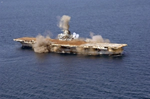 The ex-Oriskany, a decommissioned aircraft carrier, is sunk off the coast of Florida The ex-Oriskany, a decommissioned aircraft carrier, is sunk off the coast of Florida