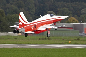 An F-5E Tiger of the Patrouille de Suisse demo team taking off An F-5E Tiger of the Patrouille de Suisse demo team taking off