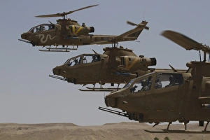 Formation landing of AH-1 Tzefa helicopters from the Israel Air Force Formation landing of AH-1 Tzefa helicopters from the Israel Air Force