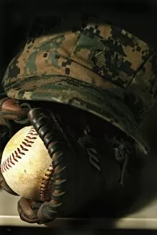 Images Dated 16th August 2005: A Marines athletic gear