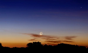The Moon and Jupiter in conjunction with Jupiters moons The Moon and Jupiter in conjunction with Jupiters moons