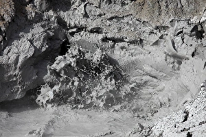 Mud volcano hot spring, Yellowstone National Park, Wyoming Mud volcano hot spring, Yellowstone National Park, Wyoming