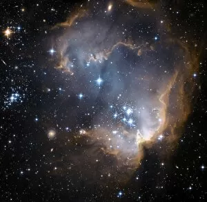 Newly formed stars in the center of a star-forming region in the Small Magellanic Cloud