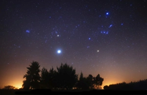 The Pleiades, Taurus and Orion with Jupiter over Doyle, Argentina The Pleiades, Taurus and Orion with Jupiter over Doyle, Argentina