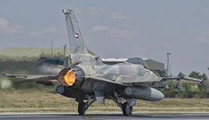 Rear view of a United Arab Emirates Air Force F-16 Block 52+ Rear view of a United Arab Emirates Air Force F-16 Block 52+