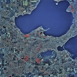 <b class=qtipBold><figcaption>Satellite view of Madison, Wisconsin</figcaption></b><br>Satellite view of Madison, Wisconsin, 1980.<br><em>© Stocktrek Images</em> Satellite view of Madison, Wisconsin