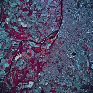 <b class=qtipBold><figcaption>Satellite view of Salem, Oregon</figcaption></b><br>Satellite view of Salem, Oregon, 1984.<br><em>© Stocktrek Images</em> Satellite view of Salem, Oregon