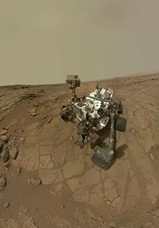 Martian Gallery: Self-portrait of Curiosity rover on the surface of Mars
