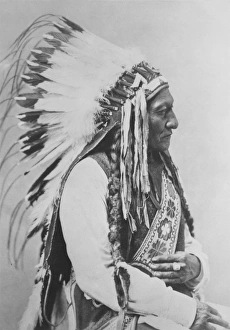 <b class=qtipBold><figcaption>Sioux Chief Sitting Bull</figcaption></b><br>Vintage American History photo of Sioux Chief Sitting Bull.<br><em>© John Parrot/Stocktrek Images</em> Sioux Chief Sitting Bull