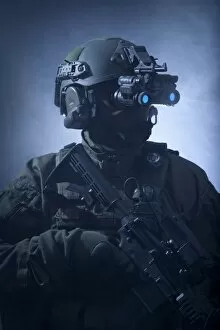 Images Dated 20th November 2010: Special operations forces soldier equipped with night vision