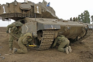 Track replacement on a Israel Defense Force Merkava Mark IV main battle tank Track replacement on a Israel Defense Force Merkava Mark IV main battle tank