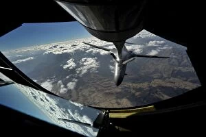 B 1 Lancer Gallery: A U.S. Air Force B-1B Lancer is refueled over Afghanistan