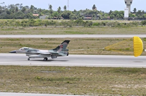 Venezuelan Air Force F-16 landing with parachute brake deployed Venezuelan Air Force F-16 landing with parachute brake deployed