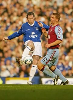 Images Dated 30th October 2004: Everton 1 A. Villa 1