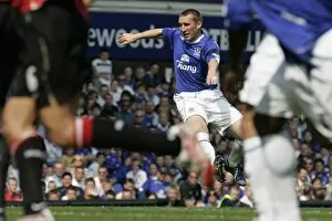 Images Dated 28th April 2007: Evertons Stubbs shoots to score during their English Premier League soccer match against Manchester