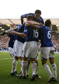 <b class=qtipBold><figcaption>Image of the Week</figcaption></b><br>Football - Everton v Reading - Barclays Premier League - Goodison Park - 07/08 - 9/2/08 Phil Jagielka celebrates scoring the first goal for Everton with team mates Mandatory Credit: Action Images / Carl Recine<br><em>© Everton FC - All Rights Reserved</em> Image of the Week