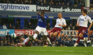 <b class=qtipBold><figcaption>Image of the Week</figcaption></b><br>Football - Everton v West Ham United Barclays Premier League - Goodison Park - 07/08 - 22/3/08 Yakubu (C) scores the first goal for Everton Mandatory Credit: Action Images / Lee Mills<br><em>© Everton FC - All Rights Reserved</em> Image of the Week