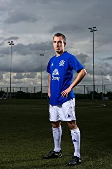 Images Dated 30th September 2010: Leon Osman