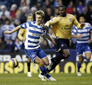 Reading v Everton Kevin Doyle of Reading in action with Evertons Jospeh Yobo Reading v Everton Kevin Doyle of Reading in action with Evertons Jospeh Yobo