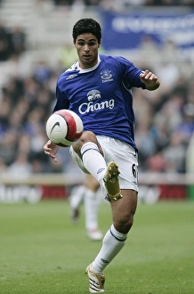 Previous seasons/season 06 07 middlesbrough v everton/riverside stadium mikel arteta everton action Previous seasons/season 06 07 middlesbrough v everton/riverside stadium mikel arteta everton action