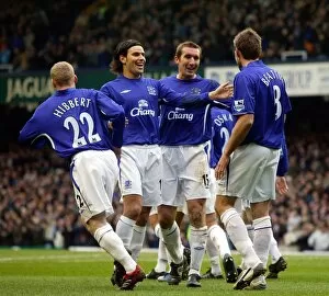 Images Dated 11th March 2006: Team Celebration