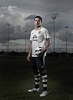 Images Dated 30th September 2010: Tim Cahill