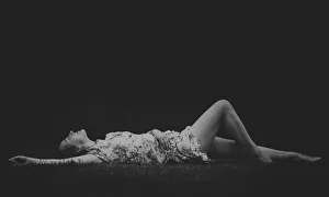 Images Dated 6th March 2016: Absorbed