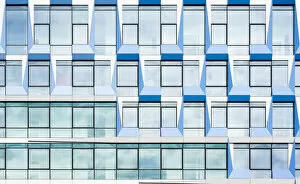 Images Dated 2nd May 2017: Blue multiple windows