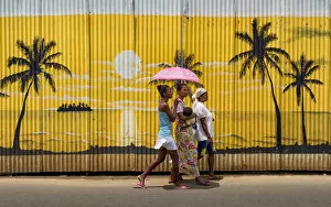 Images Dated 6th December 2016: Colors in Africa