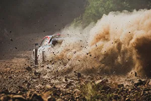 Drifting Gallery: Eat my dust